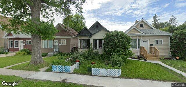Larawan ng 450 Tweed Avenue sa Winnipeg, Manitoba