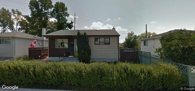 Photo of 528 Harbison Avenue W in Winnipeg, Manitoba