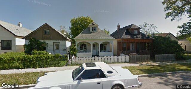 Photo of 529 Jamison Avenue in Winnipeg, Manitoba