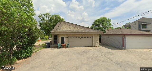 Photo of 1002 Riviera Crescent in Winnipeg, Manitoba