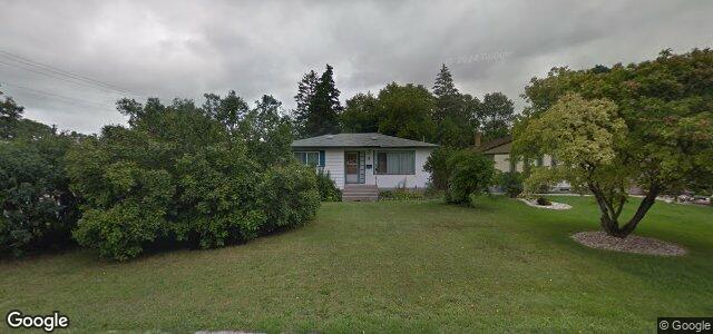 Larawan ng 2 Fletcher Crescent sa Winnipeg, Manitoba