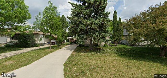 Photo of 67 Garnet Bay in Winnipeg, Manitoba