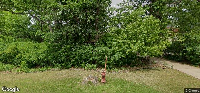 Photo of 735 South Drive in Winnipeg, Manitoba