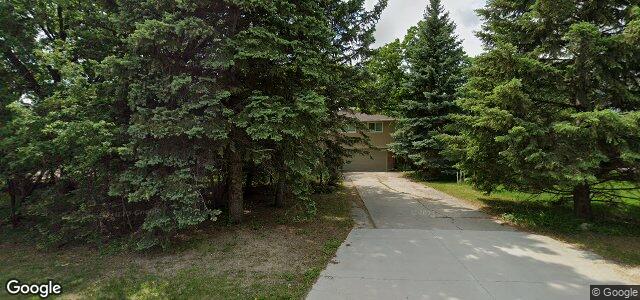 Photo of 793 South Drive in Winnipeg, Manitoba