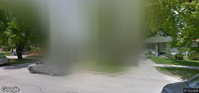 Photo of 941 Crescent Drive in Winnipeg, Manitoba