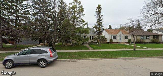 Photo of 969 Crescent Drive in Winnipeg, Manitoba
