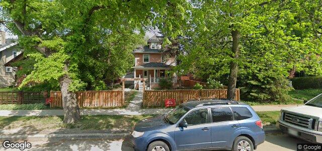 1119 Grosvenor Avenue（加拿大曼尼托巴省温尼伯市）房屋照片