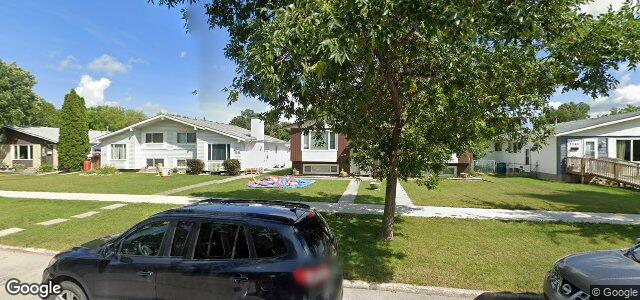 Photo of 1147 Buchanan Boulevard in Winnipeg, Manitoba