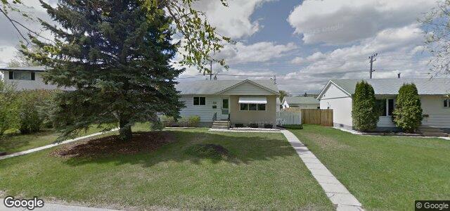 Photo of 120 Danbury Bay in Winnipeg, Manitoba