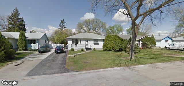 Larawan ng 311 Highcliff Bay sa Winnipeg, Manitoba