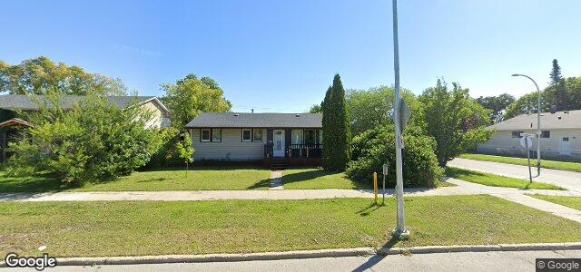 703 Buchanan Boulevard ਦੀ ਫੋਟੋ, ਵਿਨੀਪਿਗ, ਮੈਨੀਟੋਬਾ