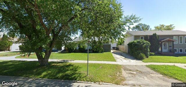 711 Buchanan Boulevard ਦੀ ਫੋਟੋ, ਵਿਨੀਪਿਗ, ਮੈਨੀਟੋਬਾ