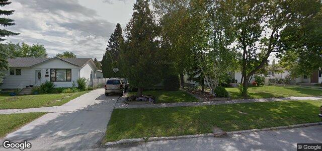 Larawan ng 893 Buchanan Boulevard sa Winnipeg, Manitoba