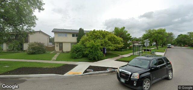 Larawan ng 960 Cavalier Drive sa Winnipeg, Manitoba