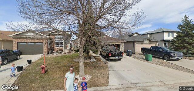 142 Coombs Drive（加拿大曼尼托巴省温尼伯市）房屋照片