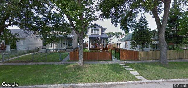 Larawan ng 828 Burnell Street sa Winnipeg, Manitoba