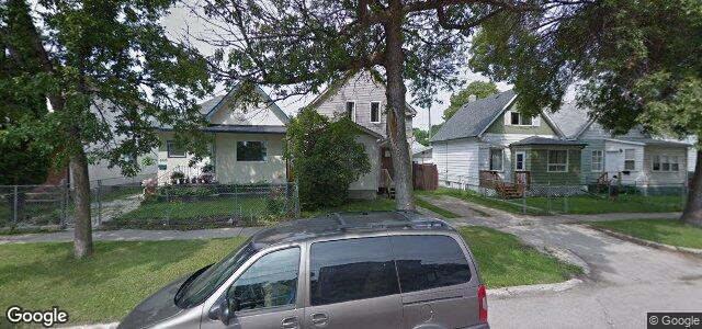 Photo of 868 Burnell Street in Winnipeg, Manitoba