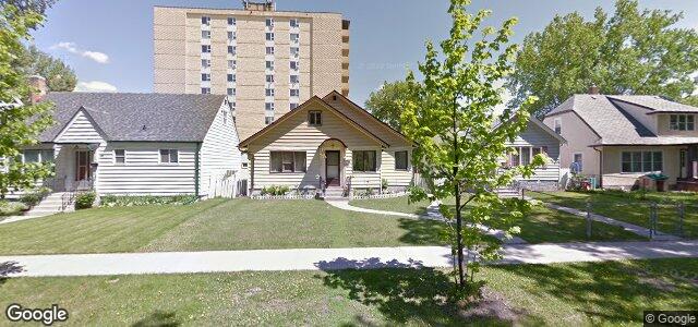 Photo of 879 Alverstone Street in Winnipeg, Manitoba