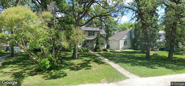 Photo of 305 Overdale Street in Winnipeg, Manitoba