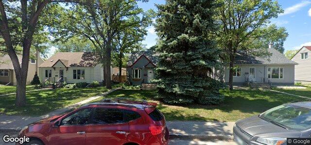 Photo of 332 Guildford Street in Winnipeg, Manitoba