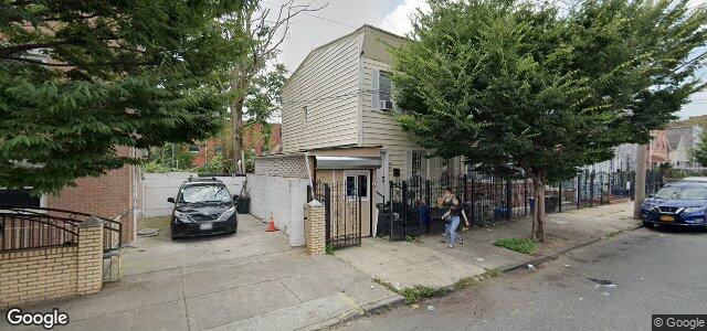 Larawan ng 414 Linwood Street sa Winnipeg, Manitoba