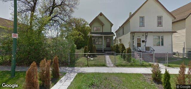 Photo of 432 Stella Avenue in Winnipeg, Manitoba