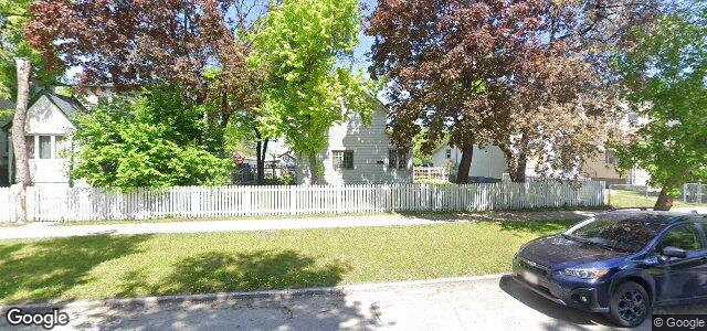 Larawan ng 509 Stella Avenue sa Winnipeg, Manitoba