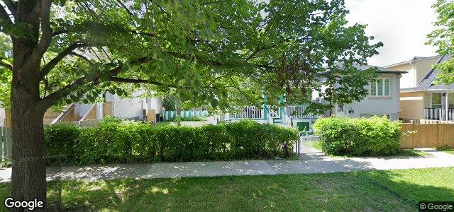 712 Stella Avenue ਦੀ ਫੋਟੋ, ਵਿਨੀਪਿਗ, ਮੈਨੀਟੋਬਾ