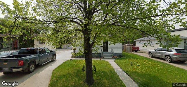 Larawan ng 844 Lorette Avenue sa Winnipeg, Manitoba