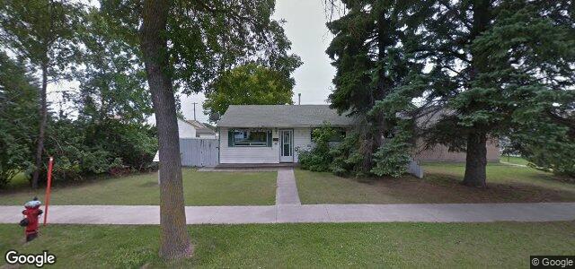 Photo of 431 Kent Road in Winnipeg, Manitoba
