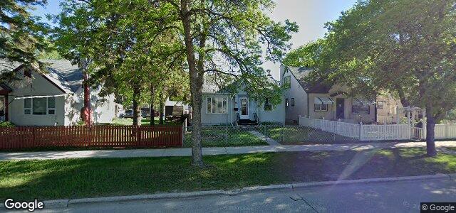 Larawan ng 815 Talbot Avenue sa Winnipeg, Manitoba