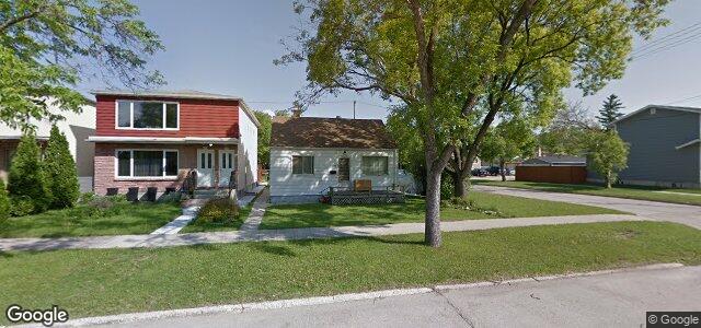 Photo of 829 Hector Avenue in Winnipeg, Manitoba