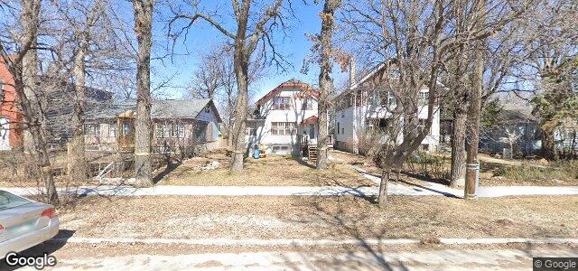 Photo of 33 Kingston Row in Winnipeg, Manitoba