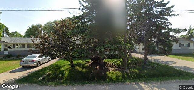 Photo of 835 Oakdale Drive in Winnipeg, Manitoba