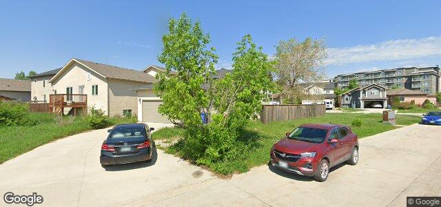 105 Shore Street ਦੀ ਫੋਟੋ, ਵਿਨੀਪਿਗ, ਮੈਨੀਟੋਬਾ