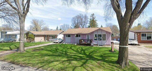 Photo of 127 Laval Drive in Winnipeg, Manitoba