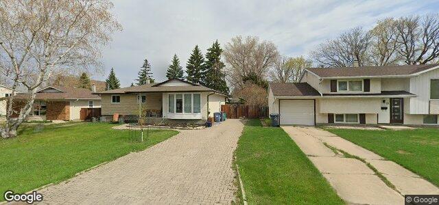 Photo of 15 Millikin Road in Winnipeg, Manitoba