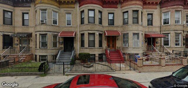 Photo of 252 Rochester Avenue in Winnipeg, Manitoba