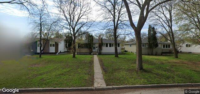 Photo of 784 Pasadena Avenue in Winnipeg, Manitoba