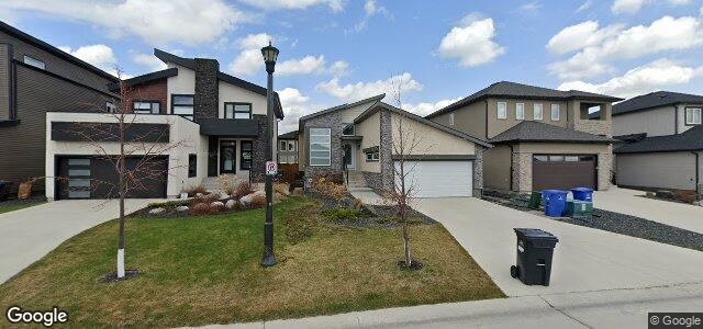 Photo of 192 Bonaventure Drive E in Winnipeg, Manitoba