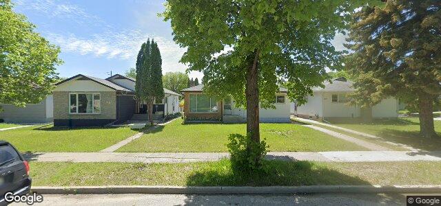 Photo of 100 Teakwood Avenue in Winnipeg, Manitoba