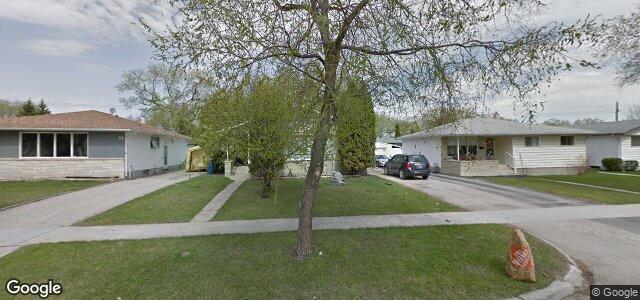 Photo of 19 Peony Avenue in Winnipeg, Manitoba