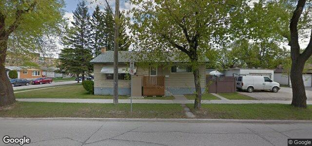 Larawan ng 52 Teakwood Avenue sa Winnipeg, Manitoba
