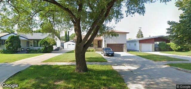 Larawan ng 76 Arrowwood Drive N sa Winnipeg, Manitoba