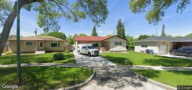 Larawan ng 916 Sinclair Street sa Winnipeg, Manitoba