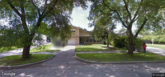 Photo of 994 Sinclair Street in Winnipeg, Manitoba