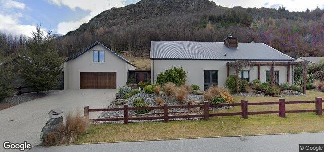 Larawan ng 75 Essex Avenue sa Winnipeg, Manitoba