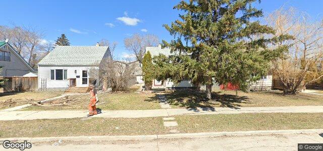 Larawan ng 93 Humboldt Avenue sa Winnipeg, Manitoba