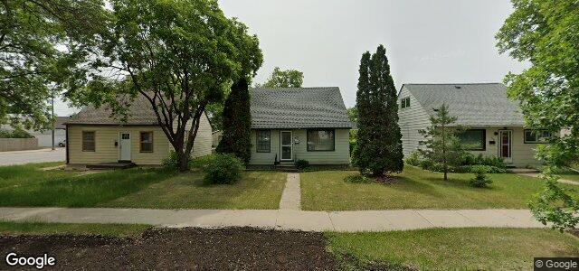 Photo of 738 Ebby Avenue in Winnipeg, Manitoba