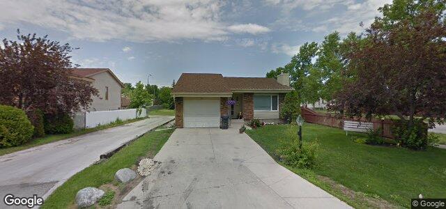 104 Williamson Crescent（加拿大曼尼托巴省温尼伯市）房屋照片